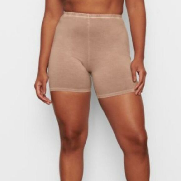 SKIMS Fits Everybody Tiger’s Eye Bike Shorts Sz 4X NWT - Picture 11 of 11